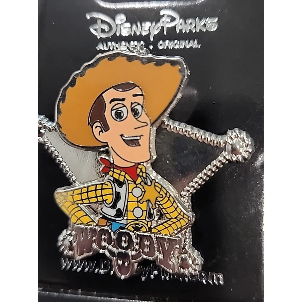 Disney Pin Toy Story Woody Star Badge Sheriff Cowboy HKDL Hong Kong‎ 2010 88288